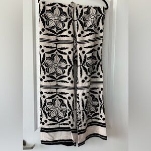 H&M Black and White Patterned Shorts